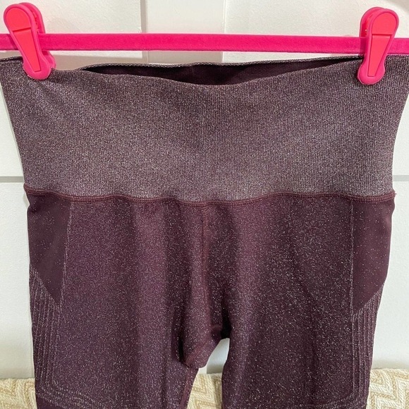 Athleta Twilight Tight 2.0 - Picture 5 of 9